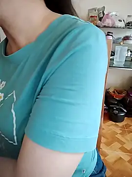 LiilyZi online show from 03/23/26, 02:00