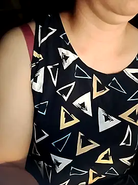 LiilyZi online show from 03/23/26, 02:39