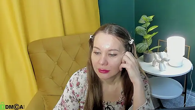 Katrina Jones  online show from 02/08/26, 03:04