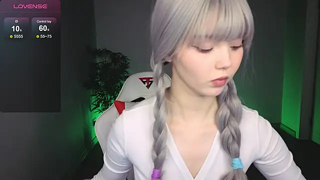 Snapshot of PONKY_PINKY chatting on 05/05/26, 02:36 PONKY PINKY online show from 05/05/26, 02:36