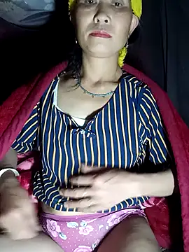 witch-xx online show from 03/22/26, 05:47