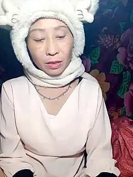 witch-xx online show from 03/23/26, 06:13