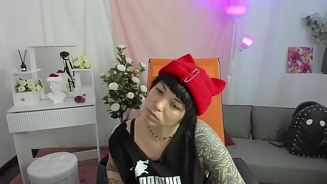 NeoGeisha online show from 04/16/26, 01:23