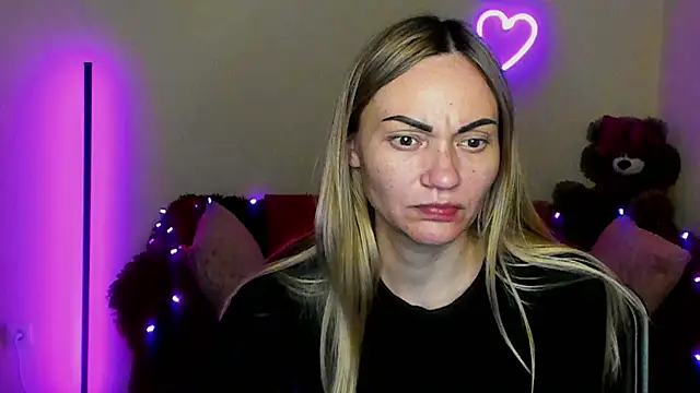 BlondMikey22 online show from 04/18/26, 07:07