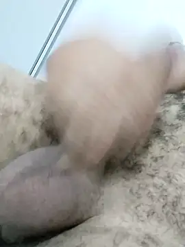 Snapshot of fwg2 chatting on 02/12/26, 11:21 fwg2 online show from 02/12/26, 11:21