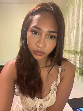 lyla luv online show from 02/25/26, 06:52