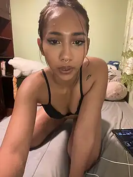 lyla luv online show from 02/10/26, 11:53