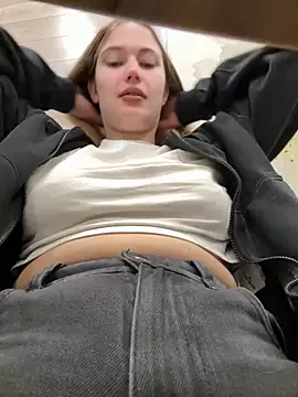 blonde exe online show from 04/04/26, 10:55