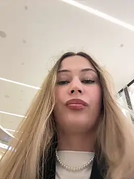 blonde exe online show from 05/15/26, 03:32