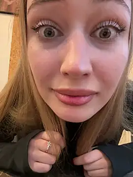 blonde exe online show from 03/25/26, 03:55