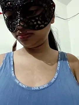 Heena rani online show from 04/17/26, 03:04