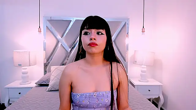 Raven Luxx online show from 05/27/26, 07:21