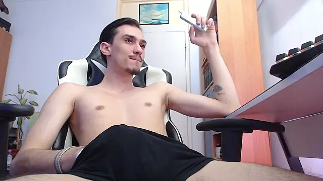 silasluxor online show from 03/07/26, 08:54