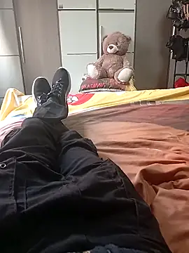 LASCHIAVA6TV72 online show from 03/03/26, 04:14