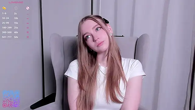 RowenaIanniello online show from 04/08/26, 10:44