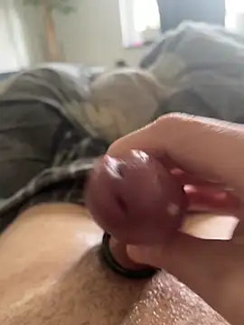 ManuelCervantes1972 online show from 04/10/26, 07:37