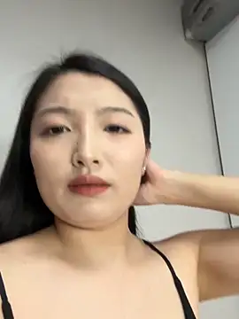 Snapshot of Paopao- chatting on 04/23/26, 12:51 Paopao- online show from 04/23/26, 12:51