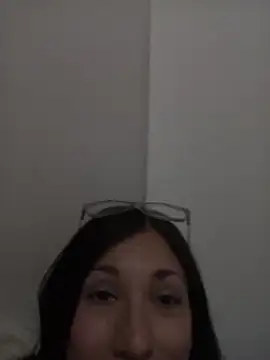 Snapshot of vane_coral chatting on 05/16/26, 03:16 vane coral online show from 05/16/26, 03:16