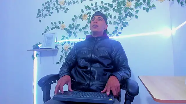 Andrey santamaria online show from 02/14/26, 02:39