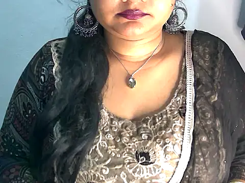 Saniya K2 online show from 04/13/26, 03:38