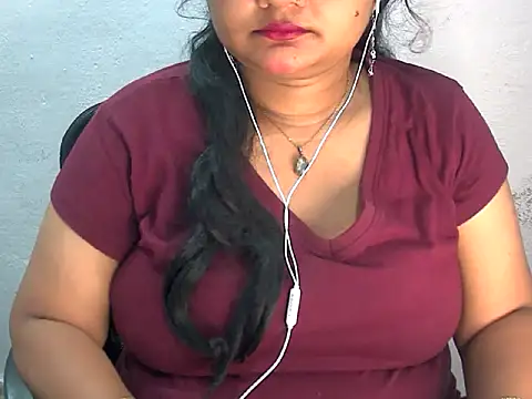 Saniya K2 online show from 06/15/26, 05:23