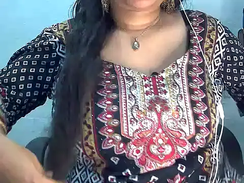 Saniya K2 online show from 05/03/26, 04:21