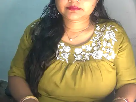 Snapshot of Saniya_K2 chatting on 02/28/26, 06:18 Saniya K2 online show from 02/28/26, 06:18