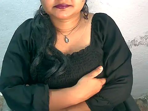 Saniya K2 online show from 07/28/26, 05:34