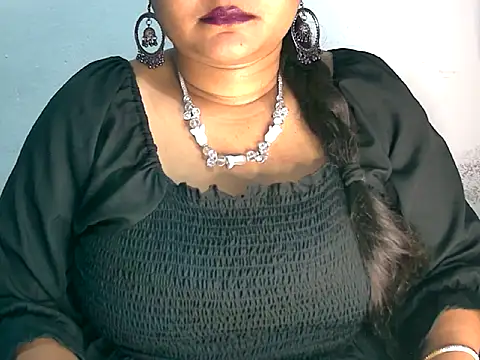 Saniya K2 online show from 04/14/26, 04:01
