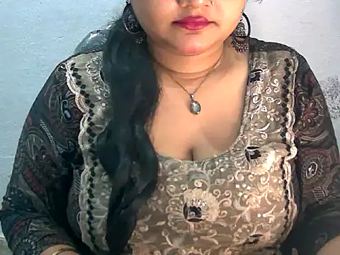 Saniya K2 online show from 07/22/26, 04:42