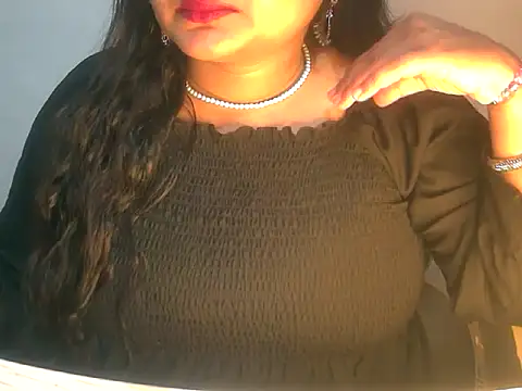 Snapshot of Saniya_K2 chatting on 02/10/26, 03:33 Saniya K2 online show from 02/10/26, 03:33