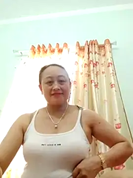 Jolie sexy online show from 03/23/26, 08:14
