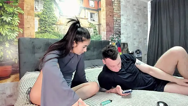  littleangie  online show from 05/07/26, 03:22