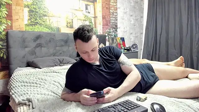  littleangie  online show from 05/14/26, 01:46