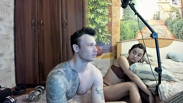  littleangie  online show from 02/05/26, 12:39