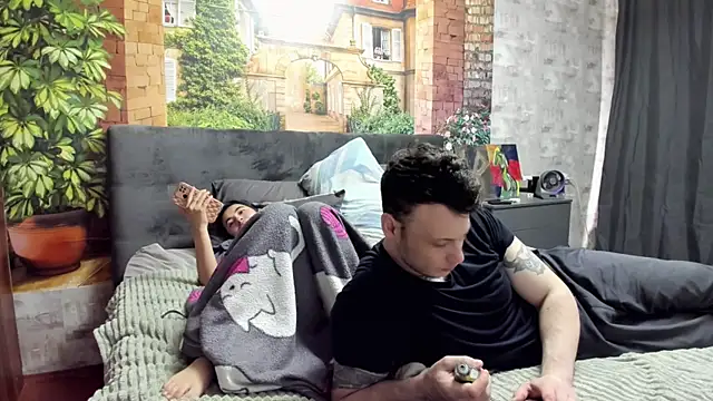  littleangie  online show from 06/02/26, 01:27
