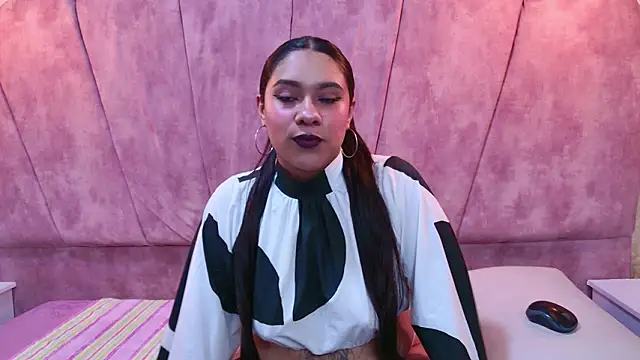 Snapshot of SasshaSpicy chatting on 02/11/26, 12:27 SasshaSpicy online show from 02/11/26, 12:27