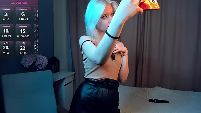 GoldenLenarz online show from 03/21/26, 11:03