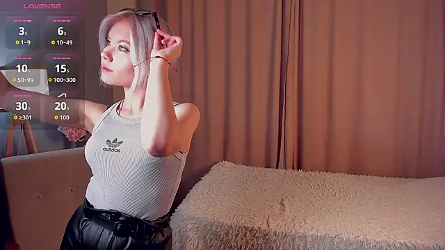 GoldenLenarz online show from 03/10/26, 11:03