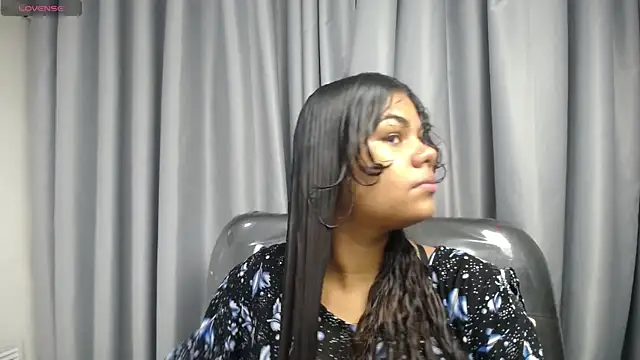 Snapshot of yaazhinii chatting on 05/07/26, 11:46 yaazhinii online show from 05/07/26, 11:46