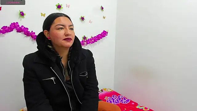 Snapshot of lexyy24 chatting on 02/18/26, 09:28 lexyy24 online show from 02/18/26, 09:28