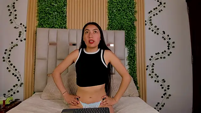 Emma Nmm online show from 02/24/26, 07:37