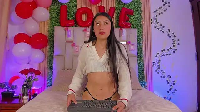 Emma Nmm online show from 02/16/26, 05:44