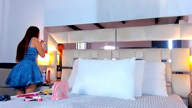 EloiseClairmont online show from 03/20/26, 08:21