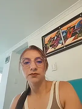 EloiseClairmont online show from 05/01/26, 07:30
