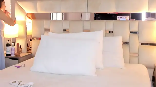 EloiseClairmont online show from 03/13/26, 07:52