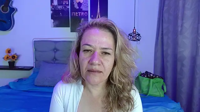 andreea xx online show from 02/15/26, 01:43