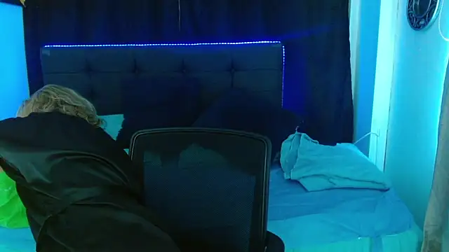 andreea xx online show from 02/10/26, 01:54