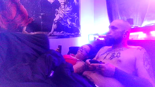 Snapshot of Xo_Nichole_Xo chatting on 03/12/26, 08:18 Xo Nichole Xo online show from 03/12/26, 08:18