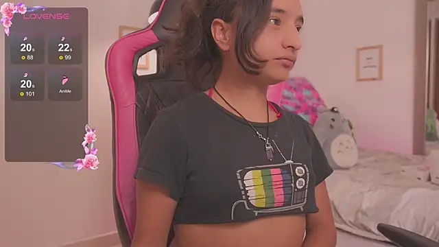  emily jonexs online show from 05/25/26, 04:06